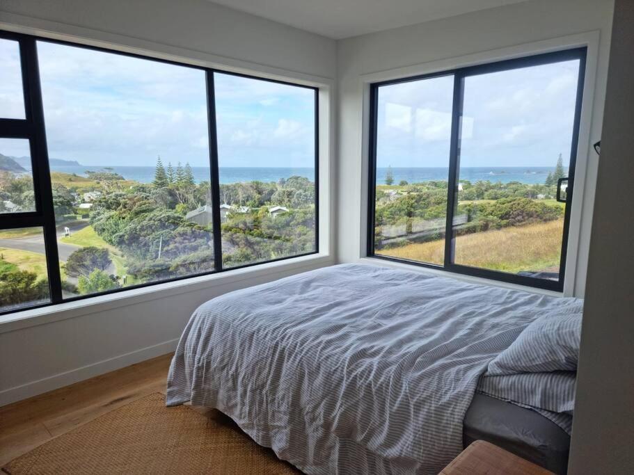 Xspot Medlands Beach House - Ocean Views - Short Stroll To The Beach Eksteriør billede
