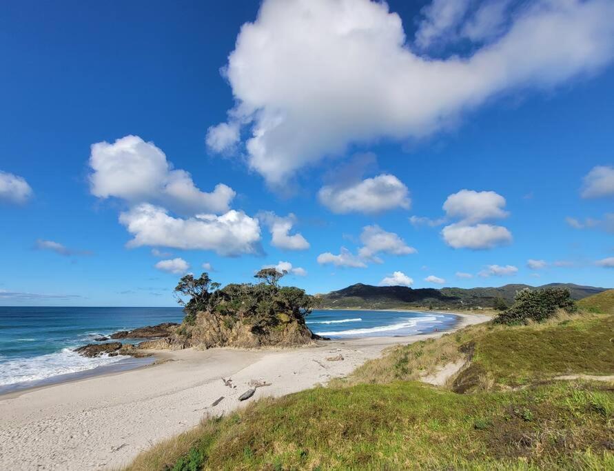 Xspot Medlands Beach House - Ocean Views - Short Stroll To The Beach Eksteriør billede